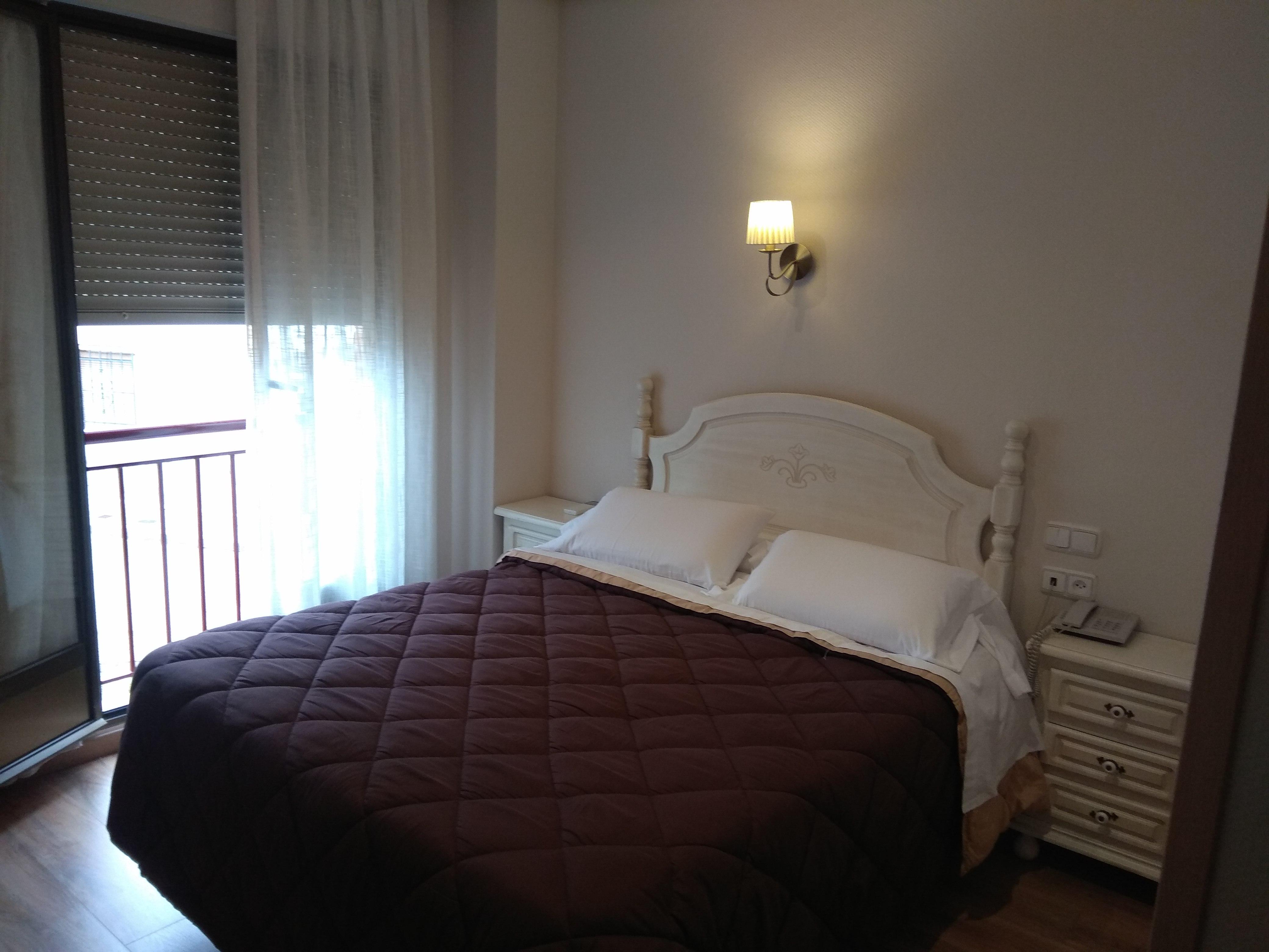 Hostal Toledo Pensión 2*