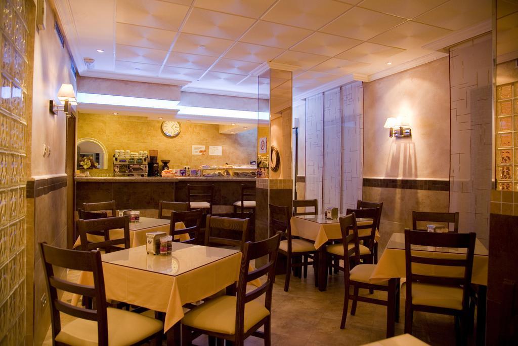 Hostal Toledo 2*