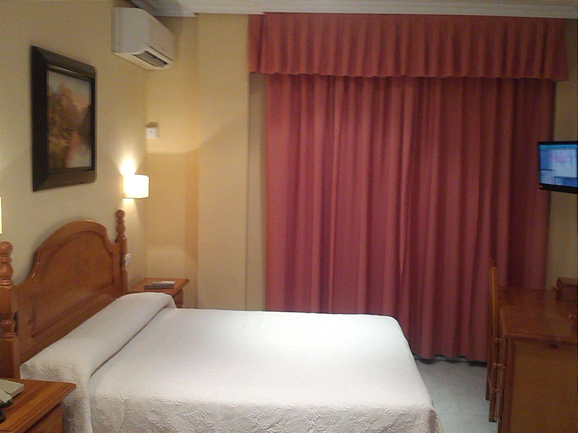 Hostal Toledo