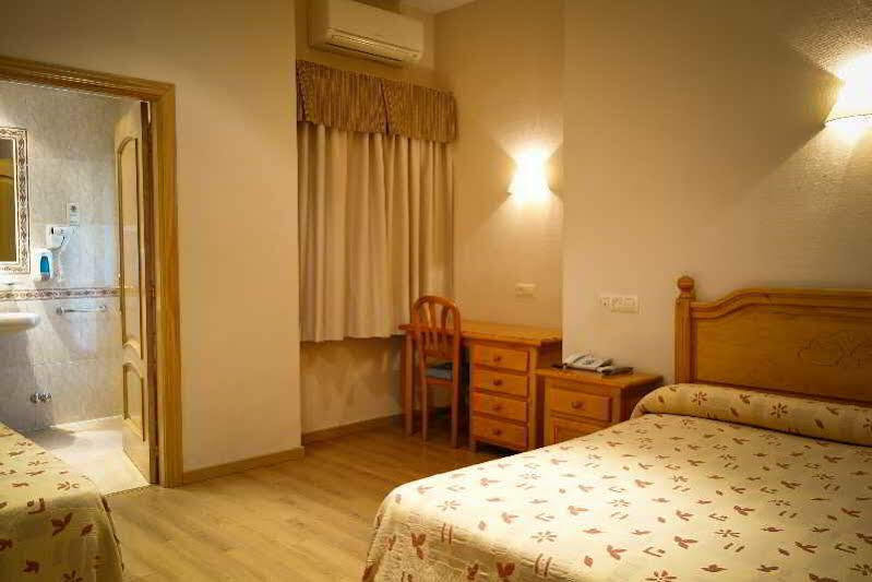 Hostal Toledo Gasthuis 2*